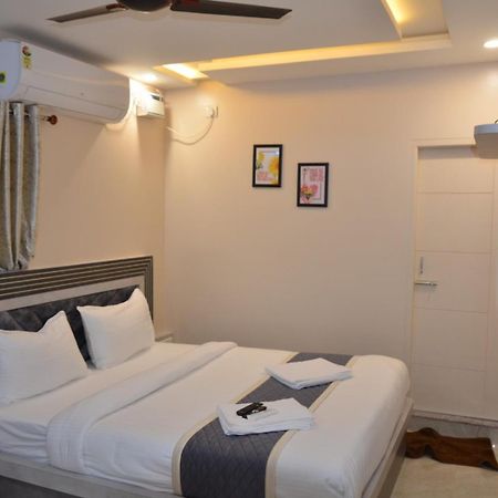 Dev Palace Chennai Extérieur photo
